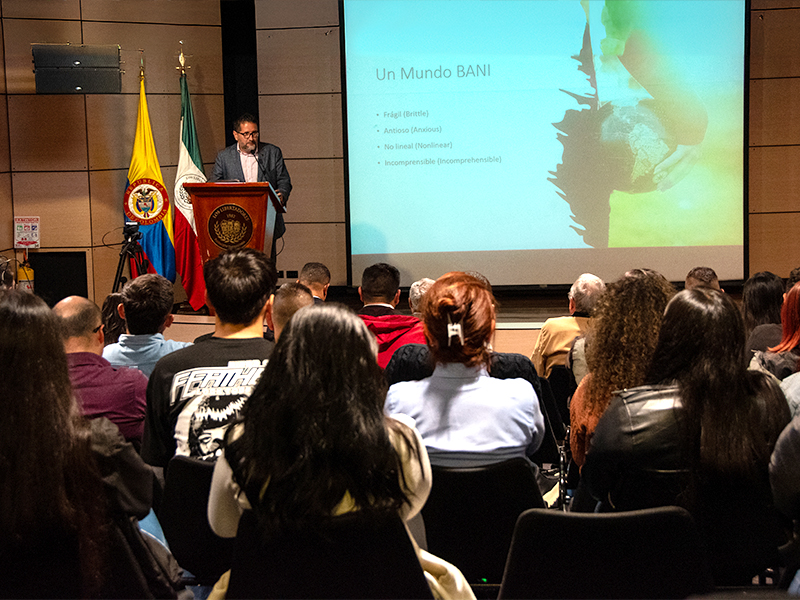 Unilibertadores recibió visita del Tecnológico de Monterrey para promover pensamiento innovador y trabajo colaborativo